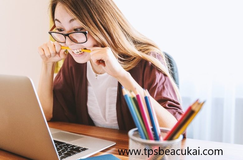 Desain Komunikasi Visual: Seni dalam Media Digital